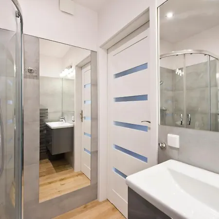 Apartment Hamptons - Relaks Blisko Plazy I Molo *